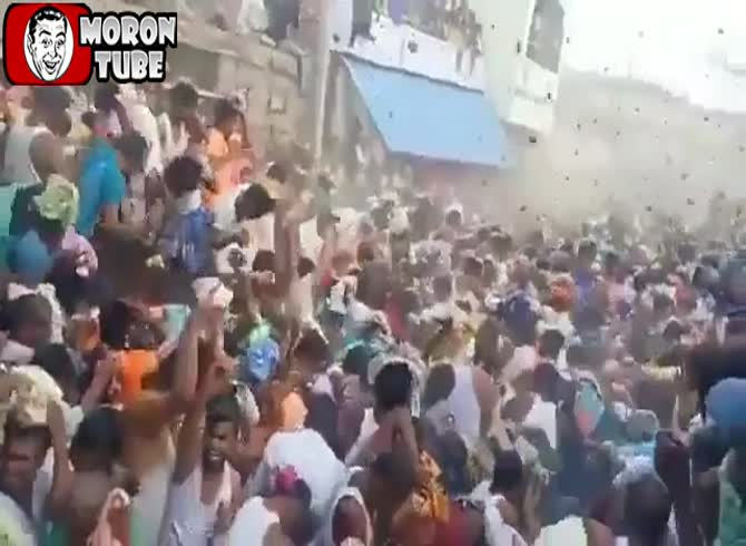 Video: Are you aware of battles using cow dung